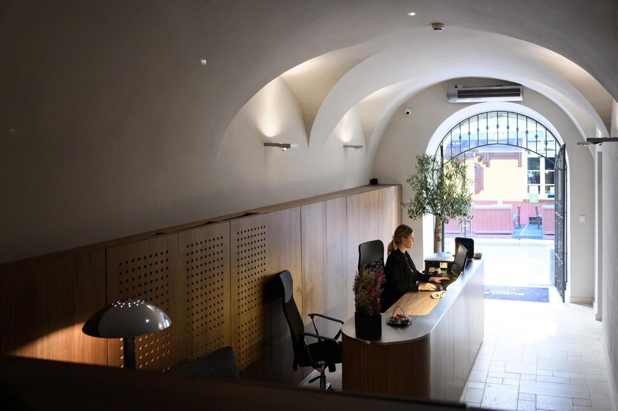 Rudolfo Hotel Lviv Bagian luar foto