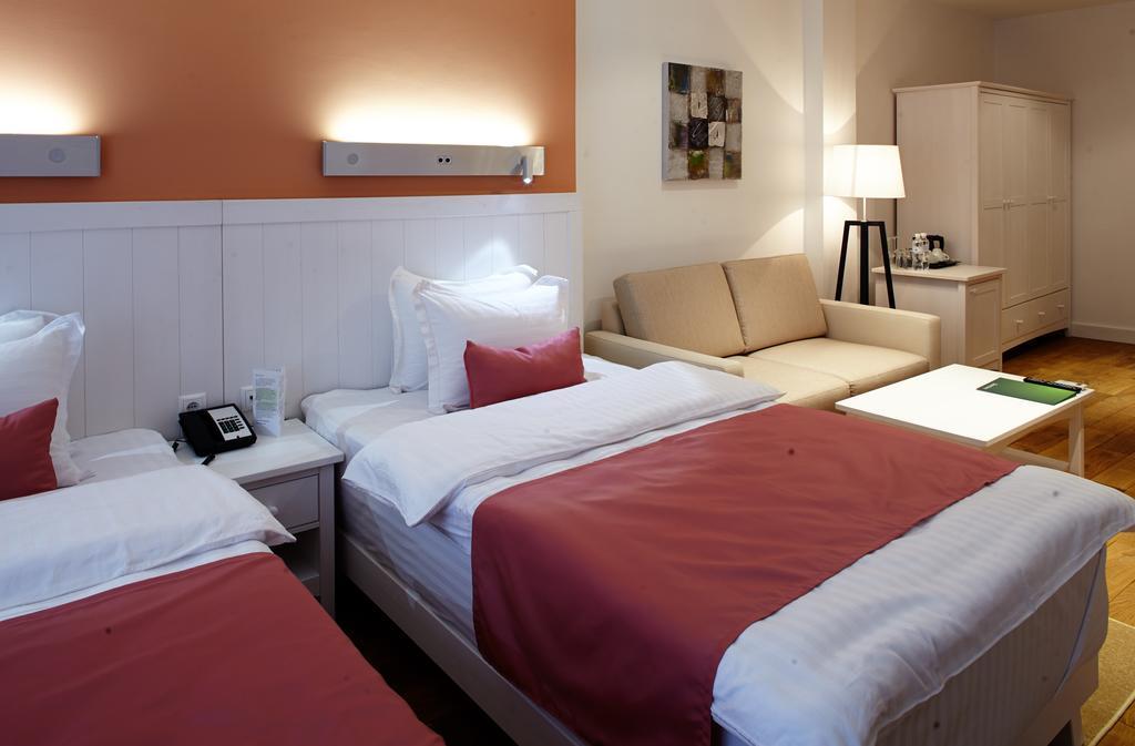 Rudolfo Hotel Lviv Bagian luar foto